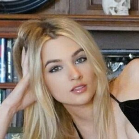 Lily Hosea pornstar xxx pics