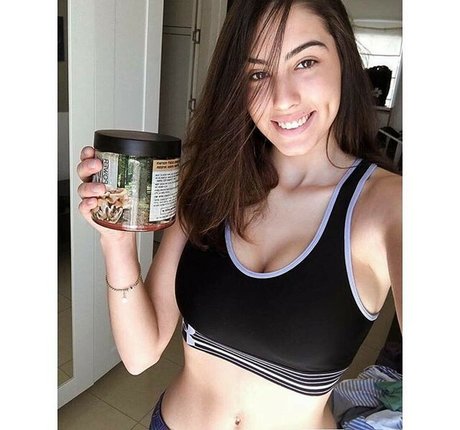 Liron Swisa model pretty images