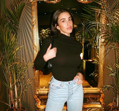 Liron Swisa star pornographic picture