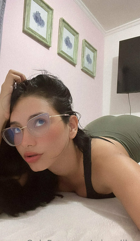 mingalilea model erotic pictures