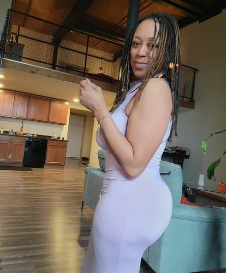 RhodaBlakey pornstar erotic photos