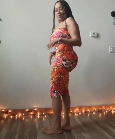 RhodaBlakey model pornographic images