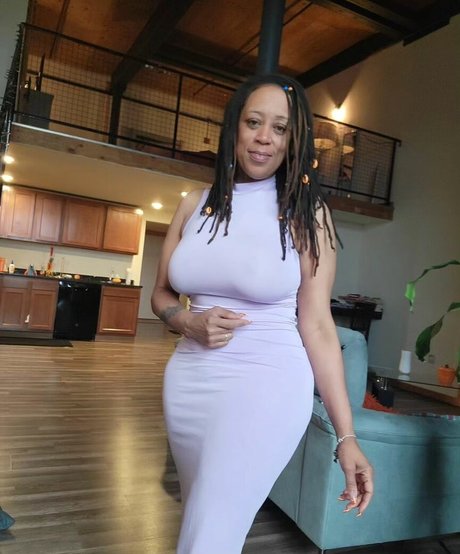 RhodaBlakey model top archive