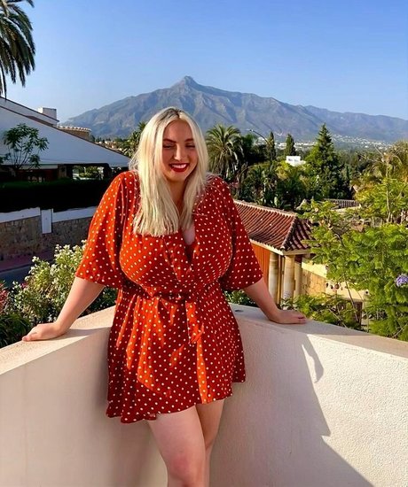 shemale fucks girl onlyfans free sex photo