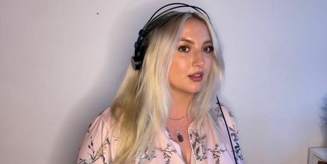 old lady onlyfans hd photo