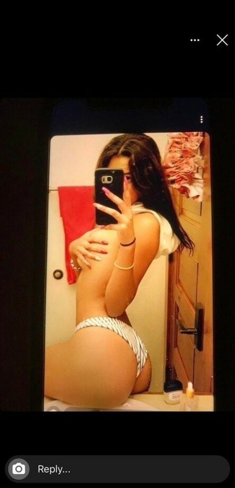 chubby babe onlyfans adult image