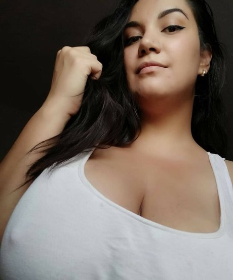 Isa Malone top actress pics