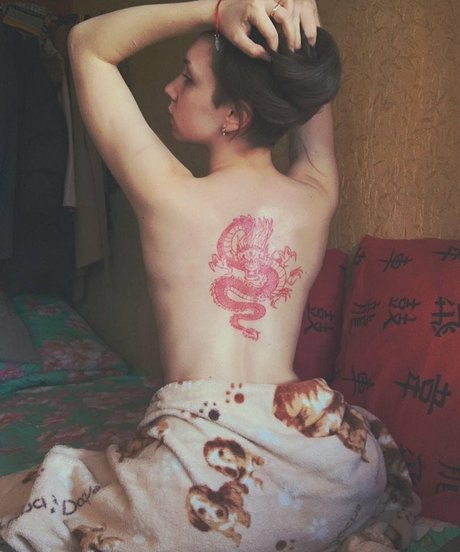 Roxy Loov hd actress archive