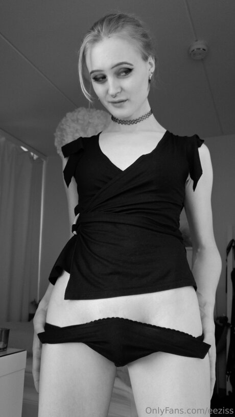 trans girl onlyfans sexy picture