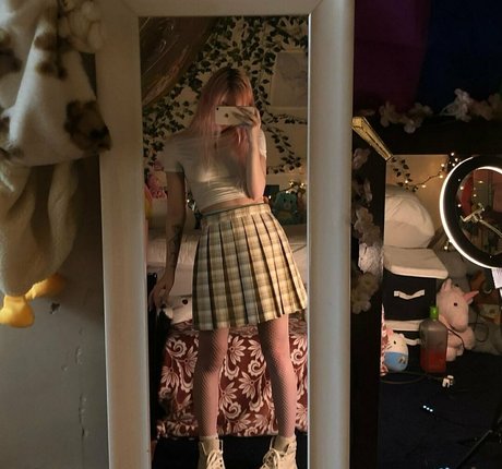 hottest young onlyfans art porn archive