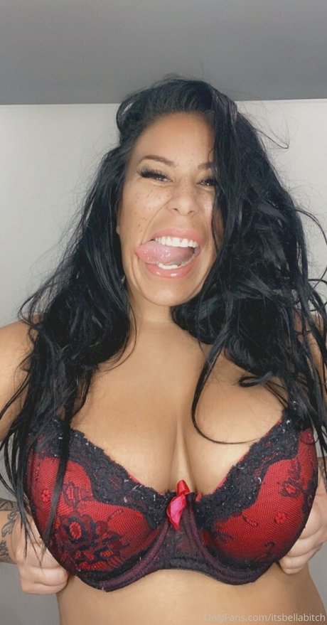 Belle Midnight nude actress pictures