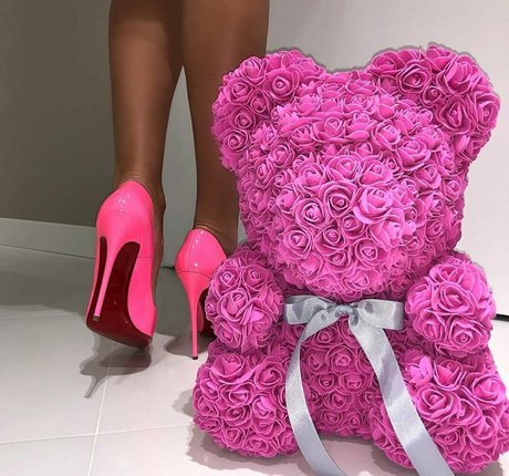 Noele Natalia sex pornstar img