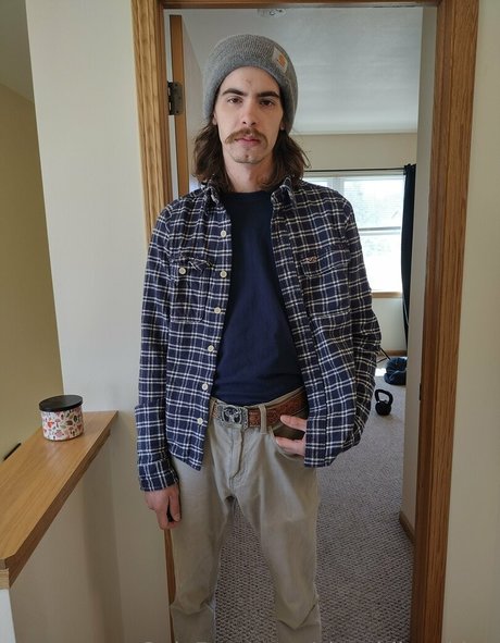 shreddingskinn model sexy gallery