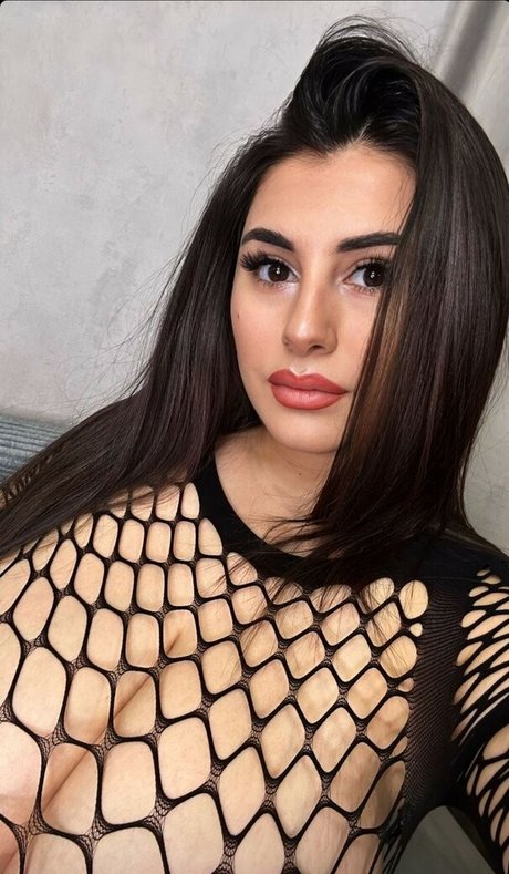 Aria Carol star xxx pic