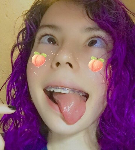 Neko sama model high quality picture