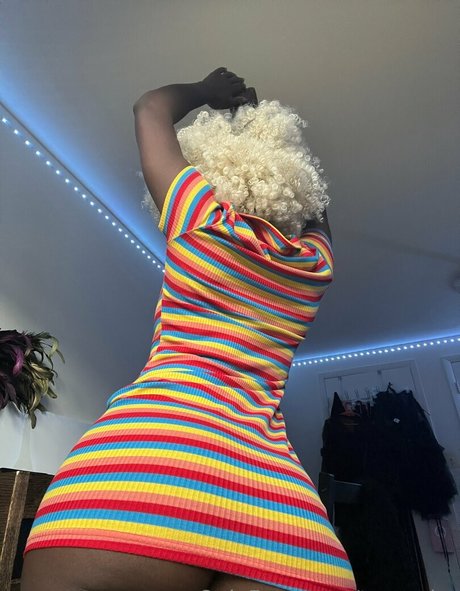 tae noire star nudes img