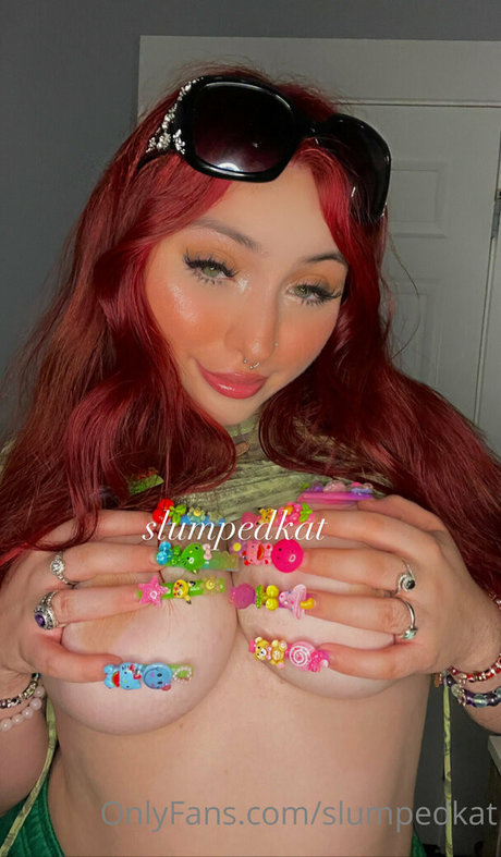 slumpedkat high quality model picture