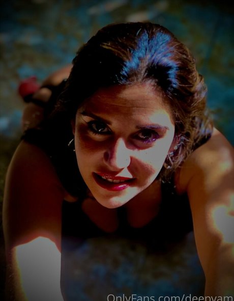 sweetarabgirl nice model pic