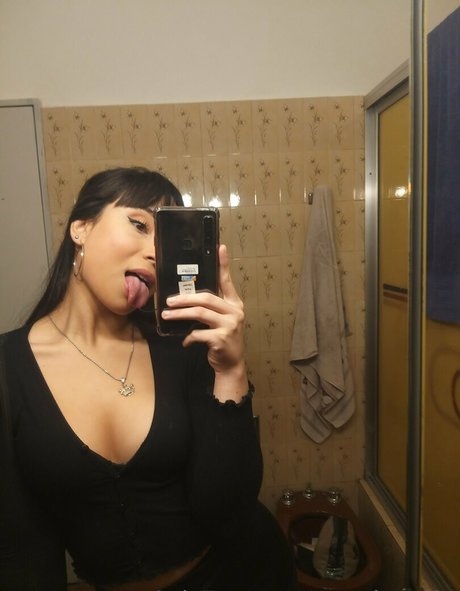 octaviasex21 free model pic