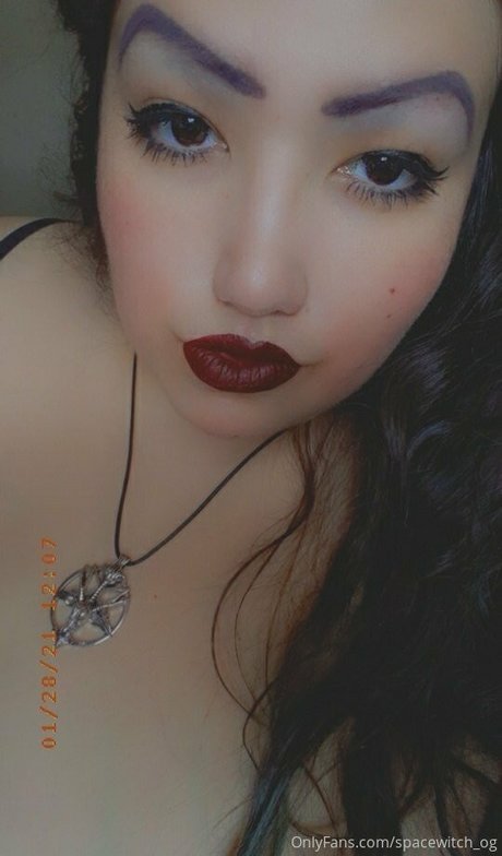 spacevvitch666 Images