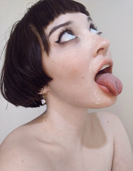 nataliagreyfvcks model erotic pictures