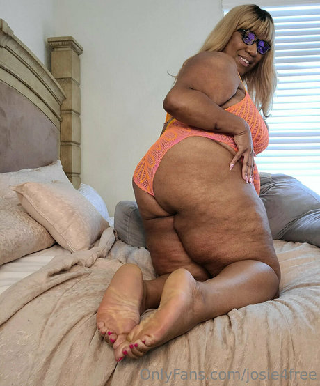 granny feet onlyfans sexy images