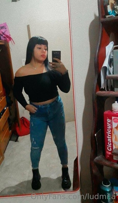 ludmi a pornstar perfect pics