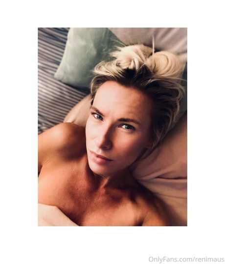 loveislove01 model top gallery