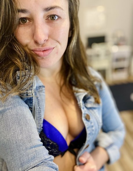 smile onlyfans sexy naked image