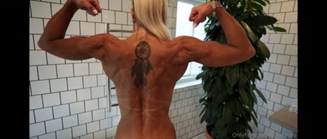 Lily Strong VIP model art gallery