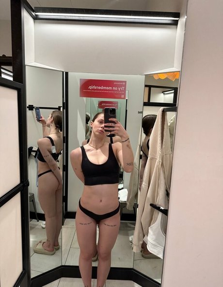 Marley Tipper model pretty img