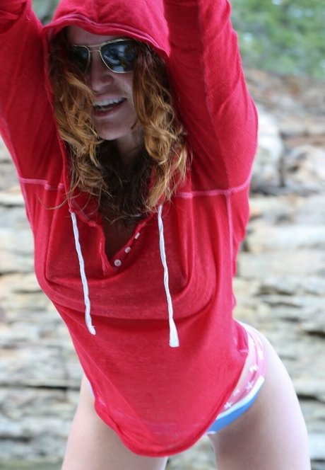 blonde shemale onlyfans best pic