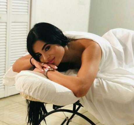 Eliane Soto erotic pornstar gallery