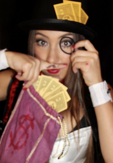 ms adventure art model gallery