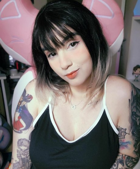 curvy nude onlyfans hot nude pics