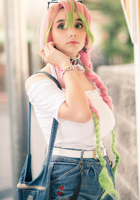 Mahou gogo model xxx gallery