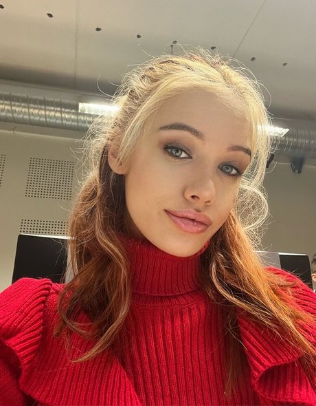 Seckooh model perfect pictures