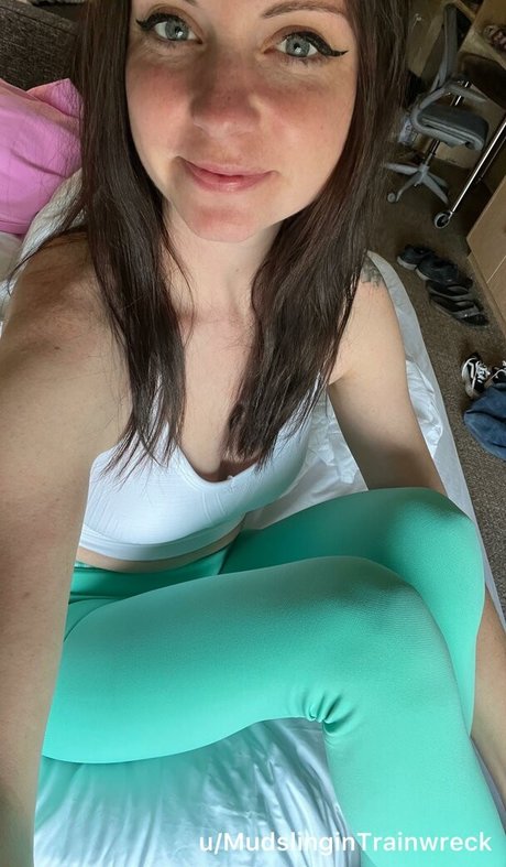 MudslinginTrainwreckVIP perfect star images