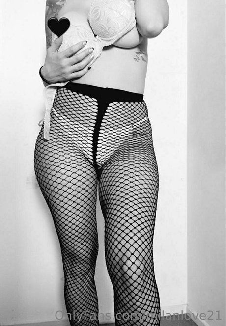 milanlove21 model hd pictures