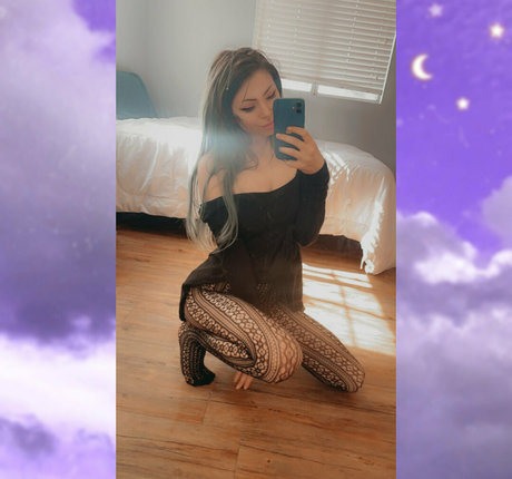 battydoll sexy actress pics