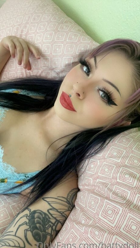 battydoll hd model pic