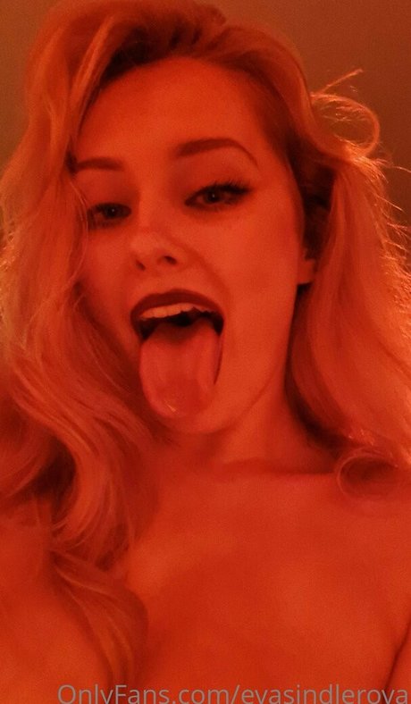 female popular onlyfans free xxx photo