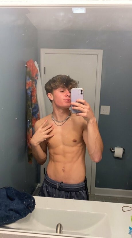 immasonchavis model hot pic