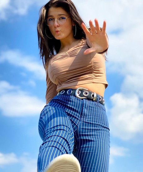 Nina Joy adult actress pic