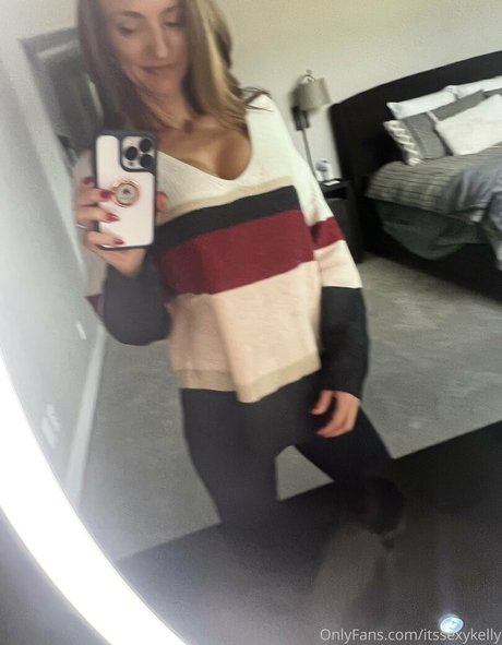 itssexykelly model sexy picture