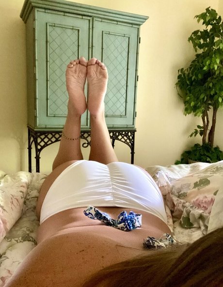 rnjessicasfeetfree pornstar naked image