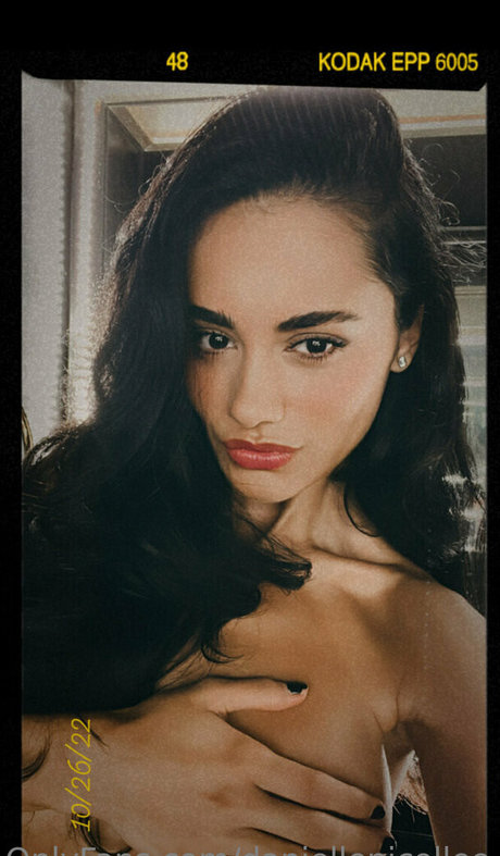 daniellenicollee pornstar sex galleries