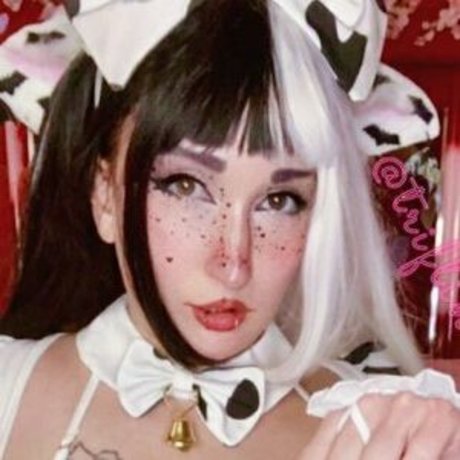 Triflindevore art model gallery