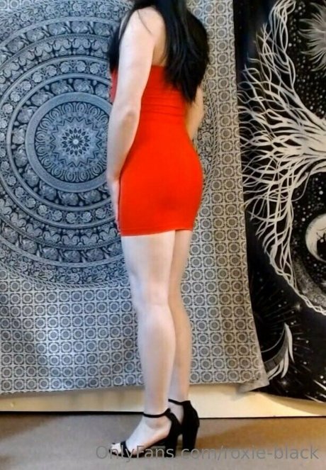 roxie black model porn photos