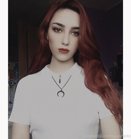 freyanillinht exclusive pornstar photo